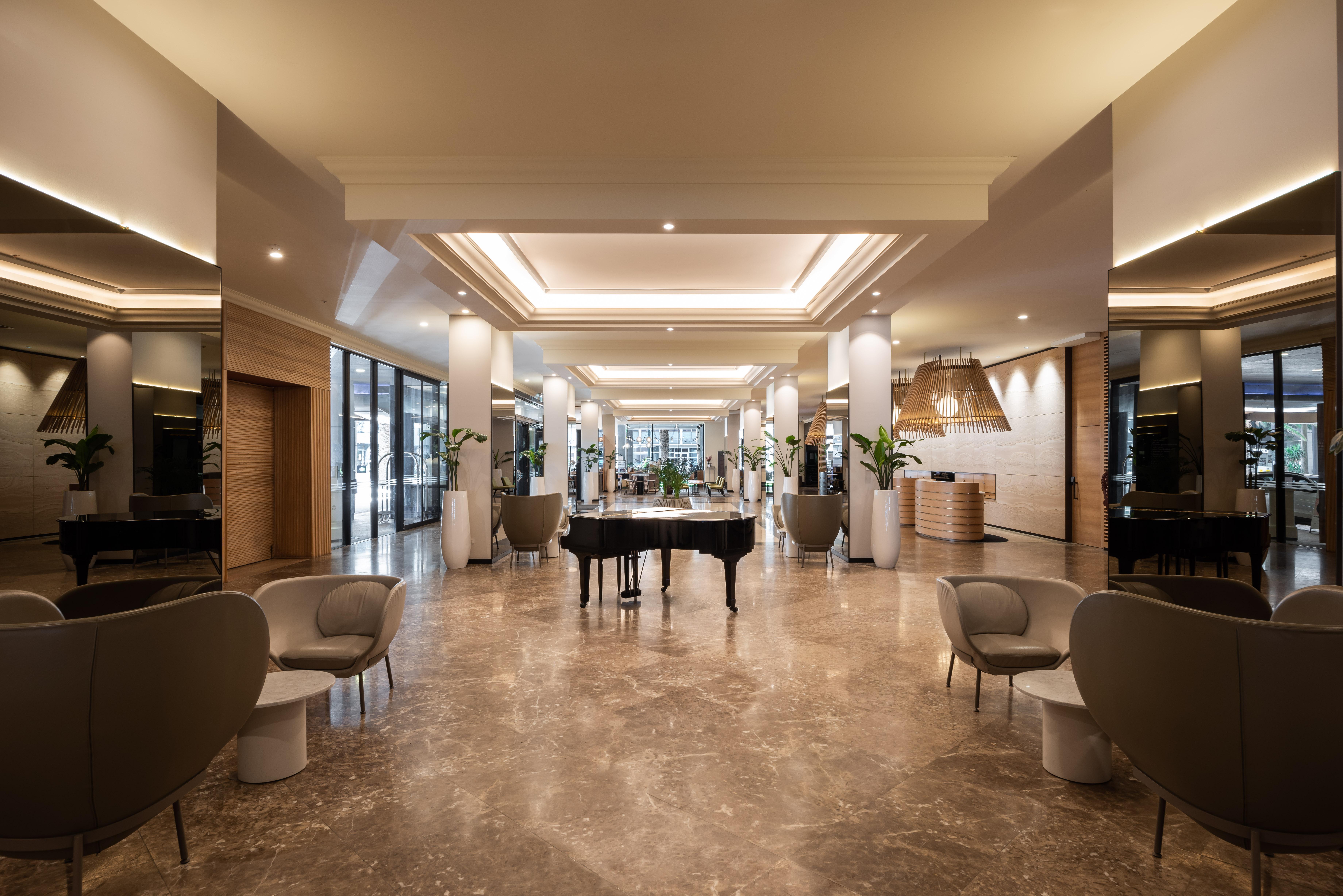 Pan Pacific Perth Hotel Exterior photo The lobby of the hotel