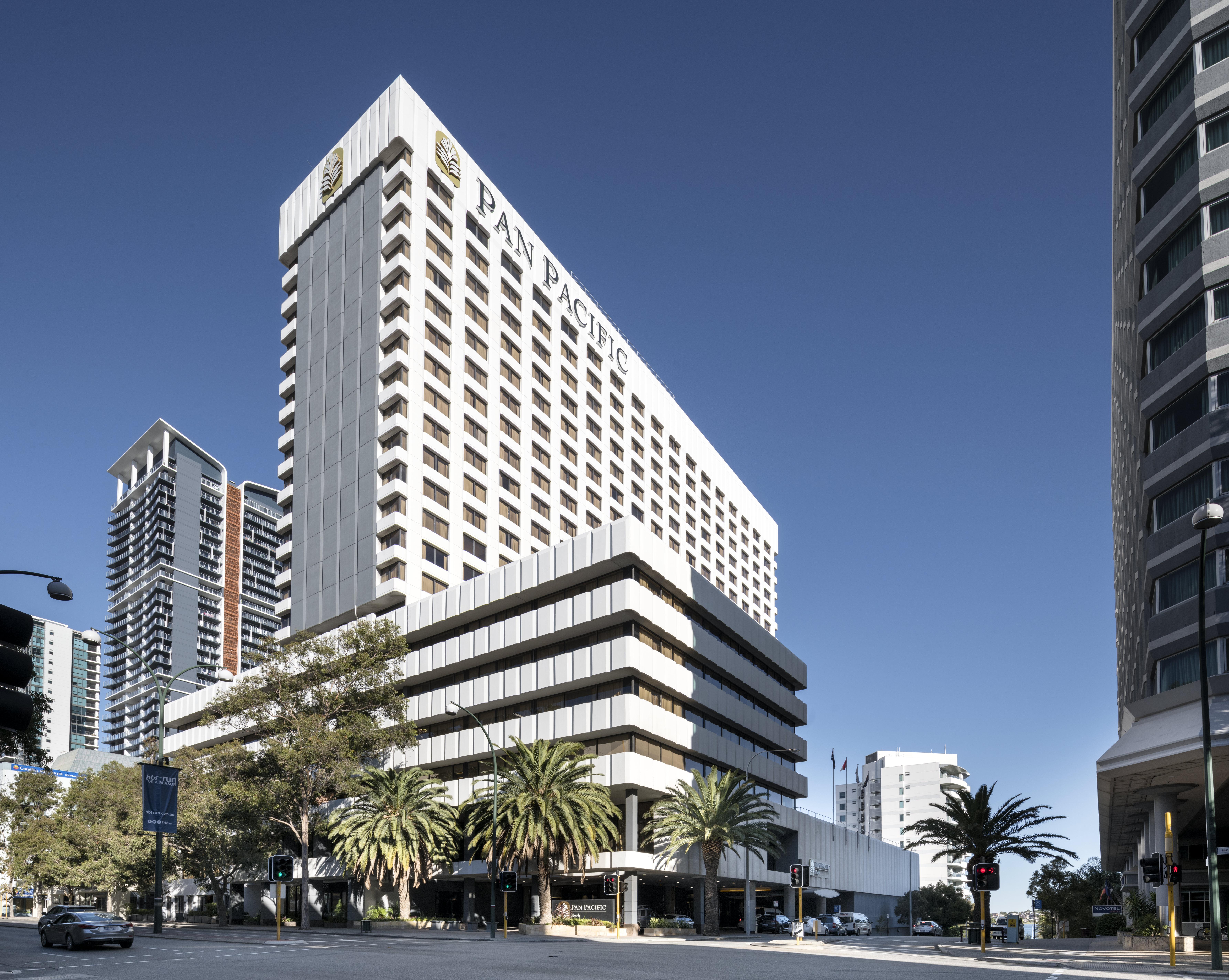 Pan Pacific Perth Hotel Exterior photo The hotel in 2018