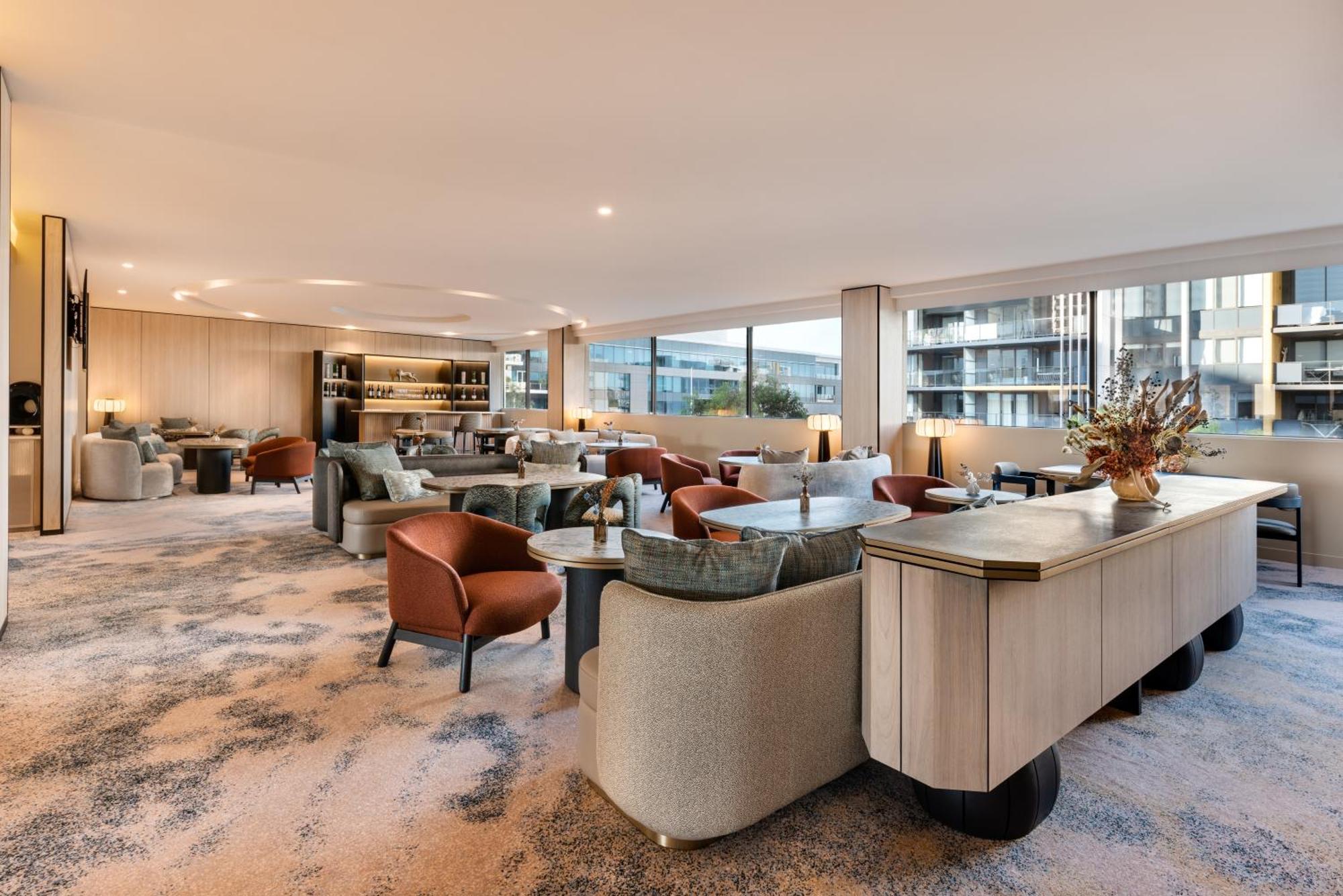 Pan Pacific Perth Hotel Exterior photo The Club at London Heathrow Airport