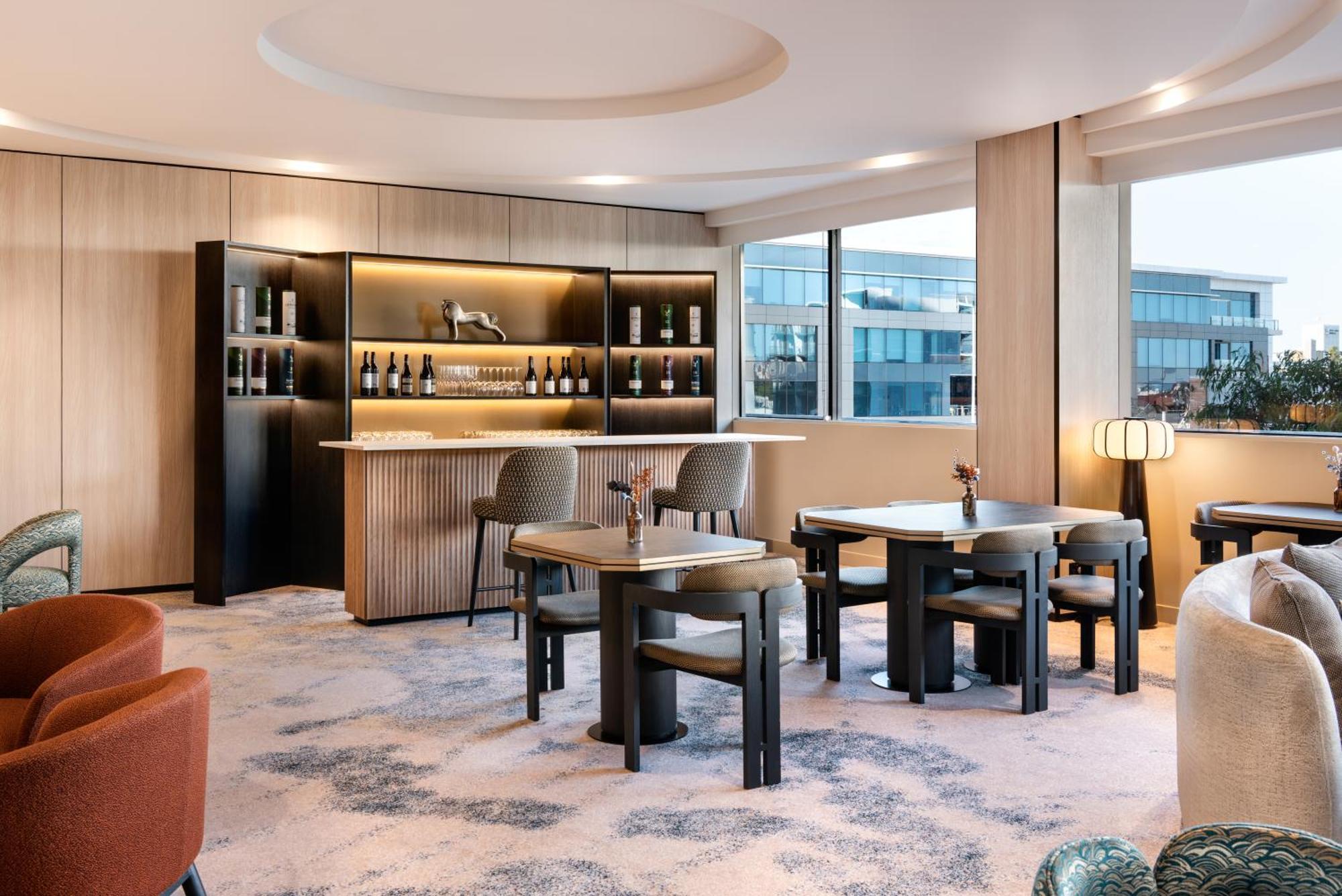 Pan Pacific Perth Hotel Exterior photo The Club lounge at London Heathrow Airport